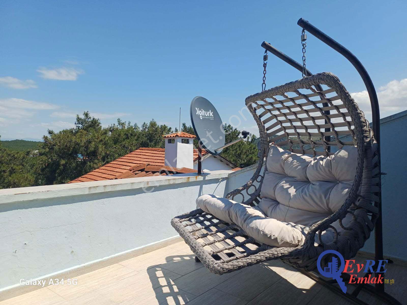 Evre Emlaktan Murat Reis Koyunda Sezonluk Eşyalı Kiralık 3+1 Villa - Görsel 21