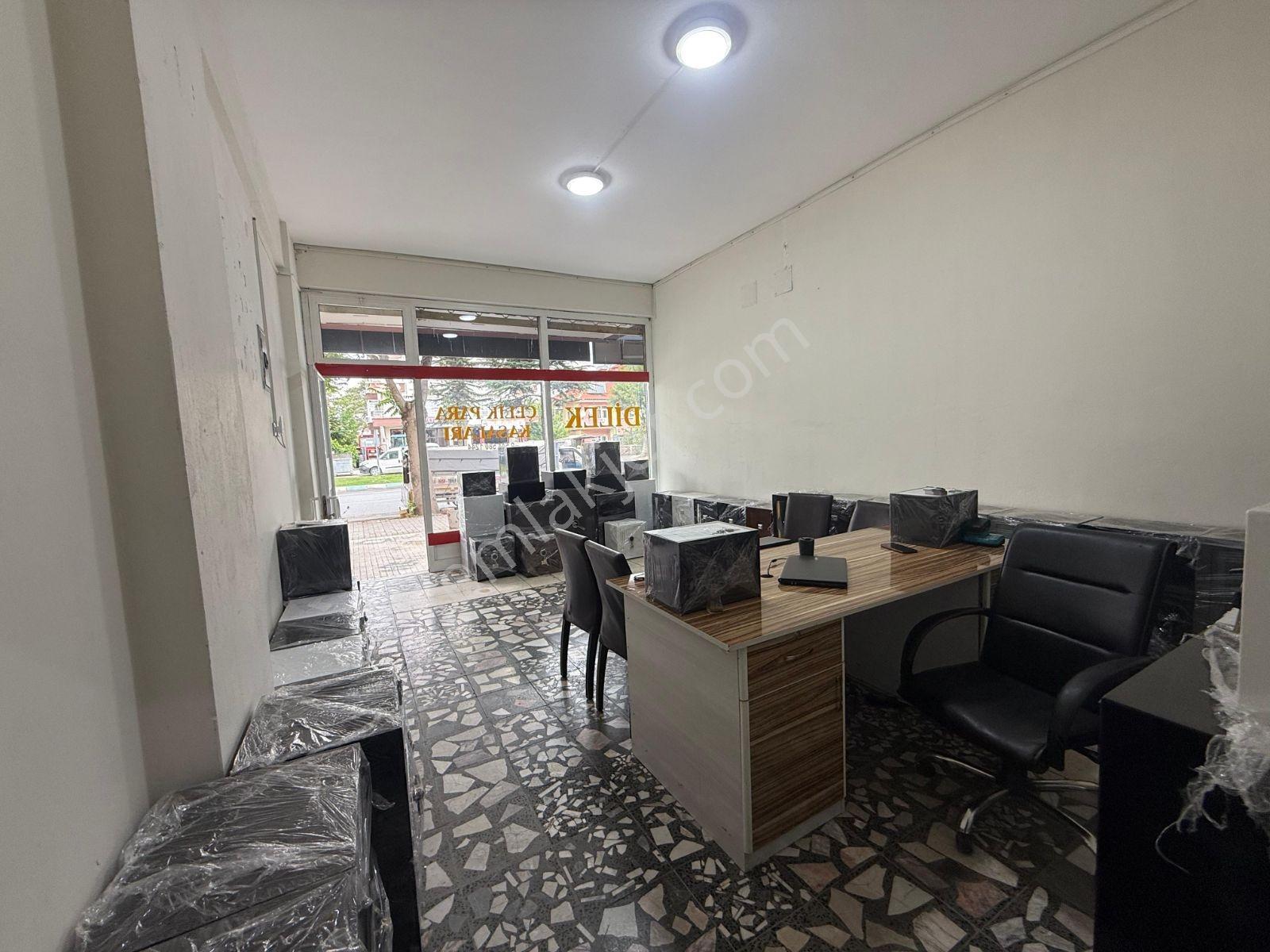 Özçelebi'den İstasyon Caddesi'nde Satılık 70 M² İşyeri - Görsel 13