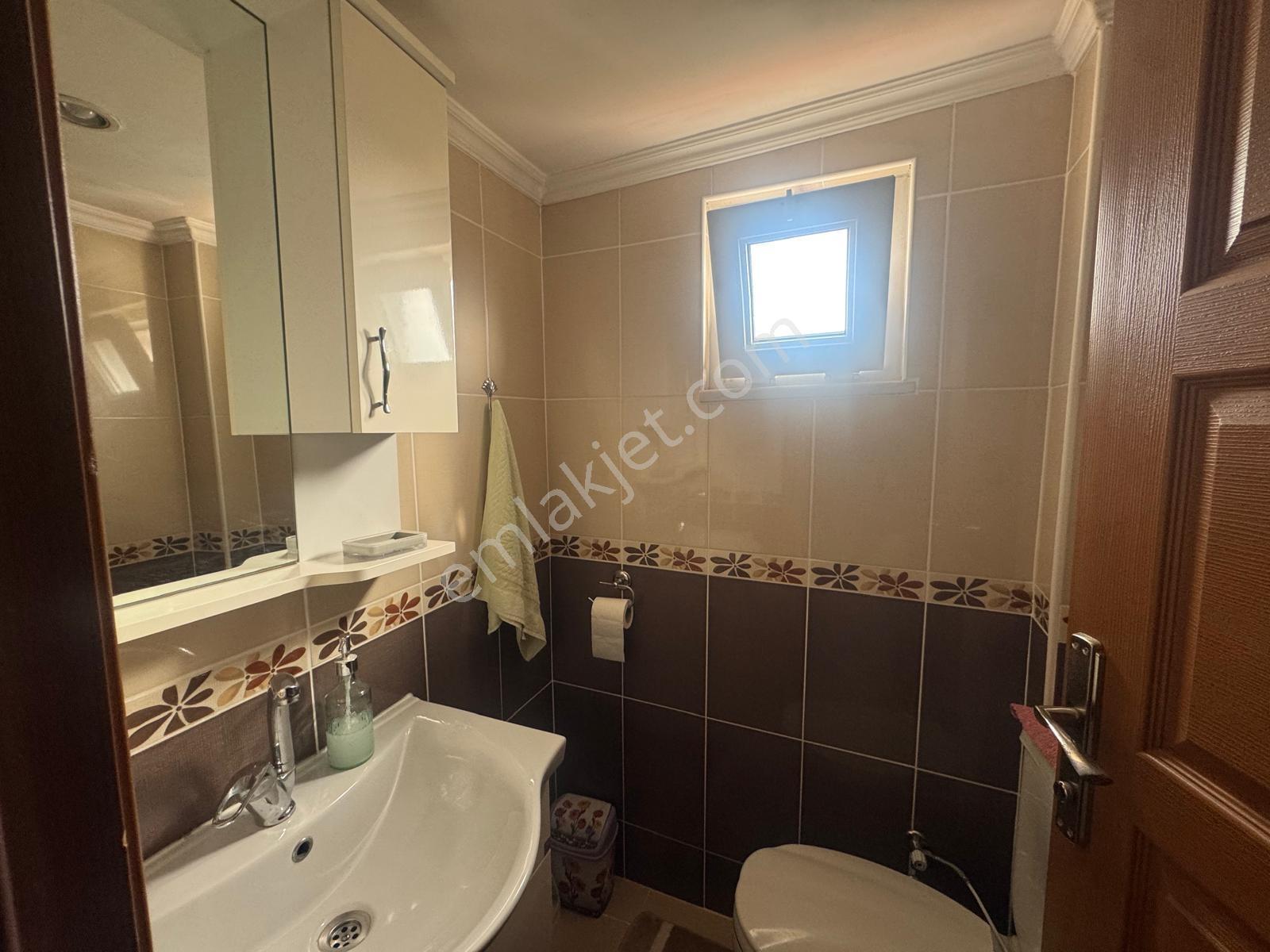 Re/max Ay Arifiye Neviye Mahallesinde Eşyalı 2+1 Kiralık Daire - Görsel 7