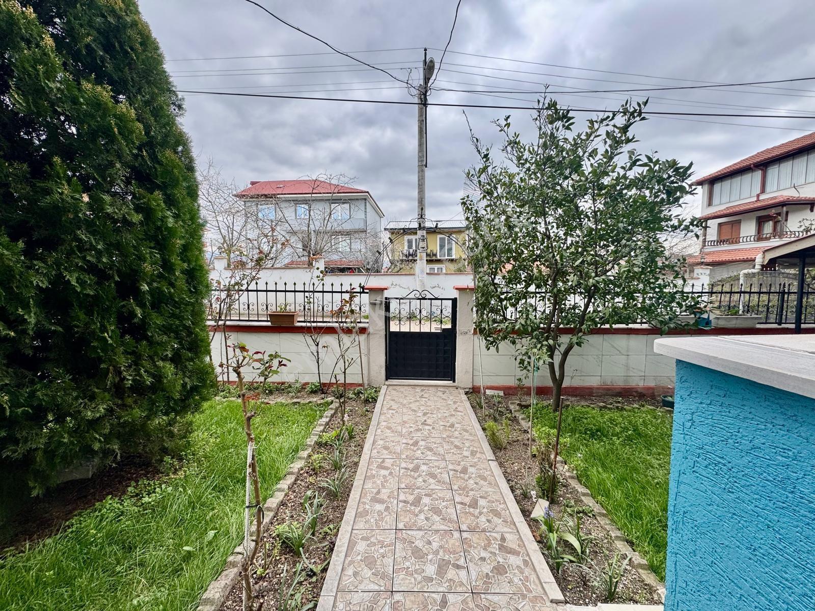 Re/max Ay Arifiye Neviye Mahallesinde Eşyalı 2+1 Kiralık Daire - Görsel 14