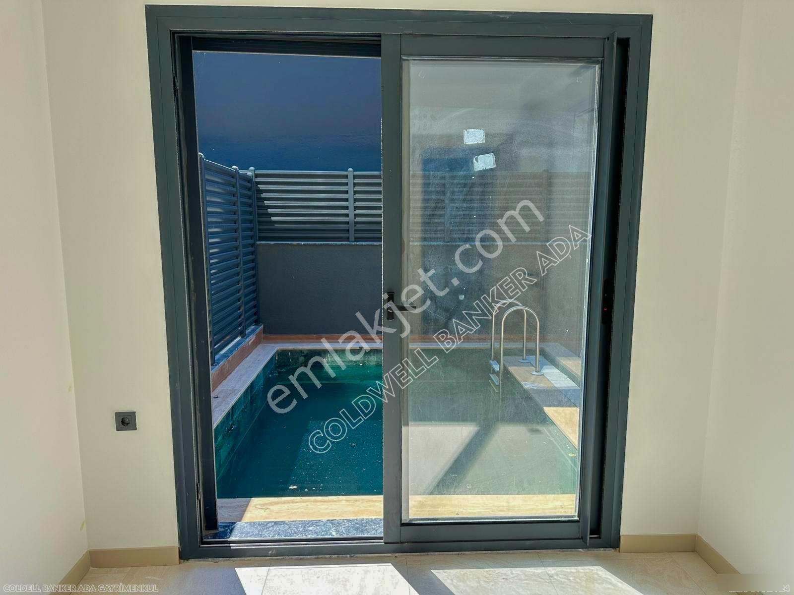 Kuşadası Marina'da Müstakil Havuzlu Kiralık 1+1 Daire - Görsel 25