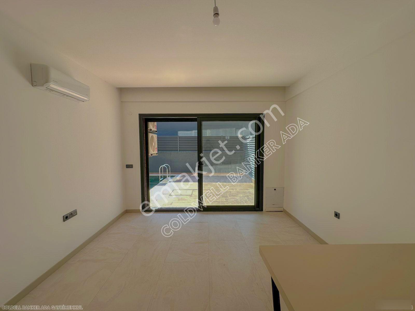 Kuşadası Marina'da Müstakil Havuzlu Kiralık 1+1 Daire - Görsel 18