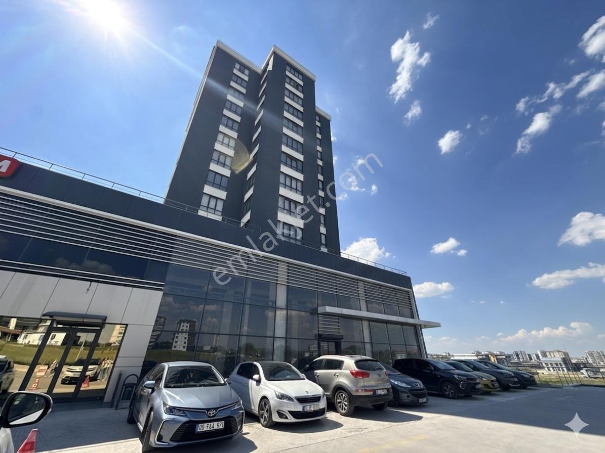 Bağlıca Bulvarı Üzeri Qule İş Merkezinde Kiralık Dükkan