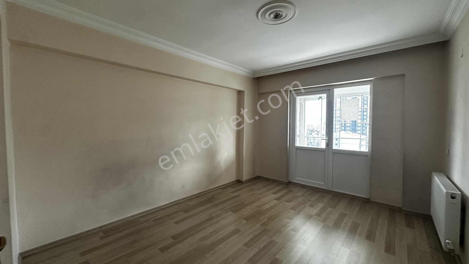 Mercanlardan Aşağı Yahyalar Mega Park Sitesi 3+1 Kiralık Daire - Görsel 15