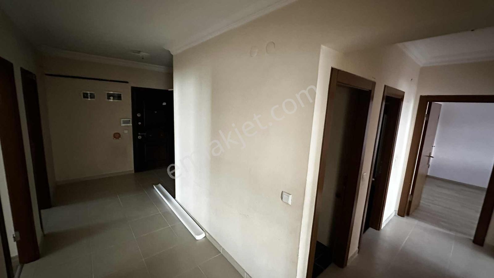 Mercanlardan Aşağı Yahyalar Mega Park Sitesi 3+1 Kiralık Daire - Görsel 9