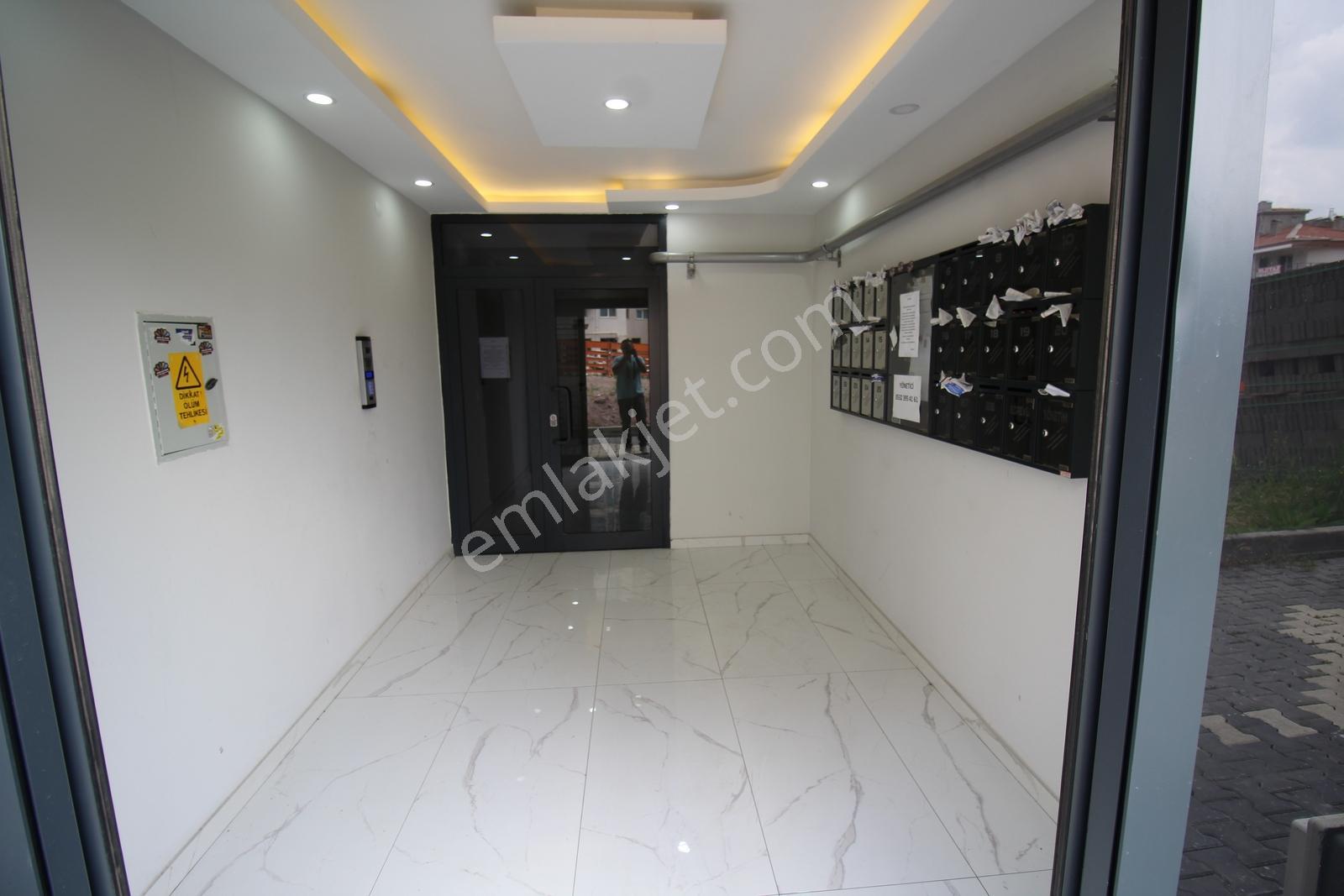 Krc'den Başkentraya Yürüme Mesafesinde 2+1 Eşyalı Kiralık - Görsel 2