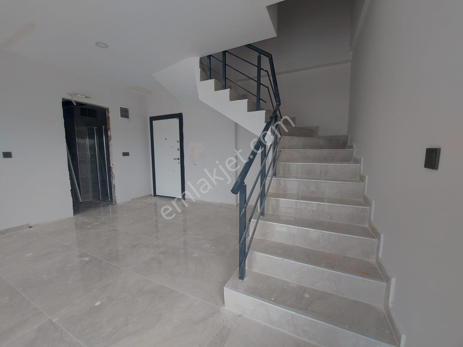 Alanya Okurcular'da Denize Sıfır 2,5+1 Araç Takaslı Daire Acilll - Görsel 22