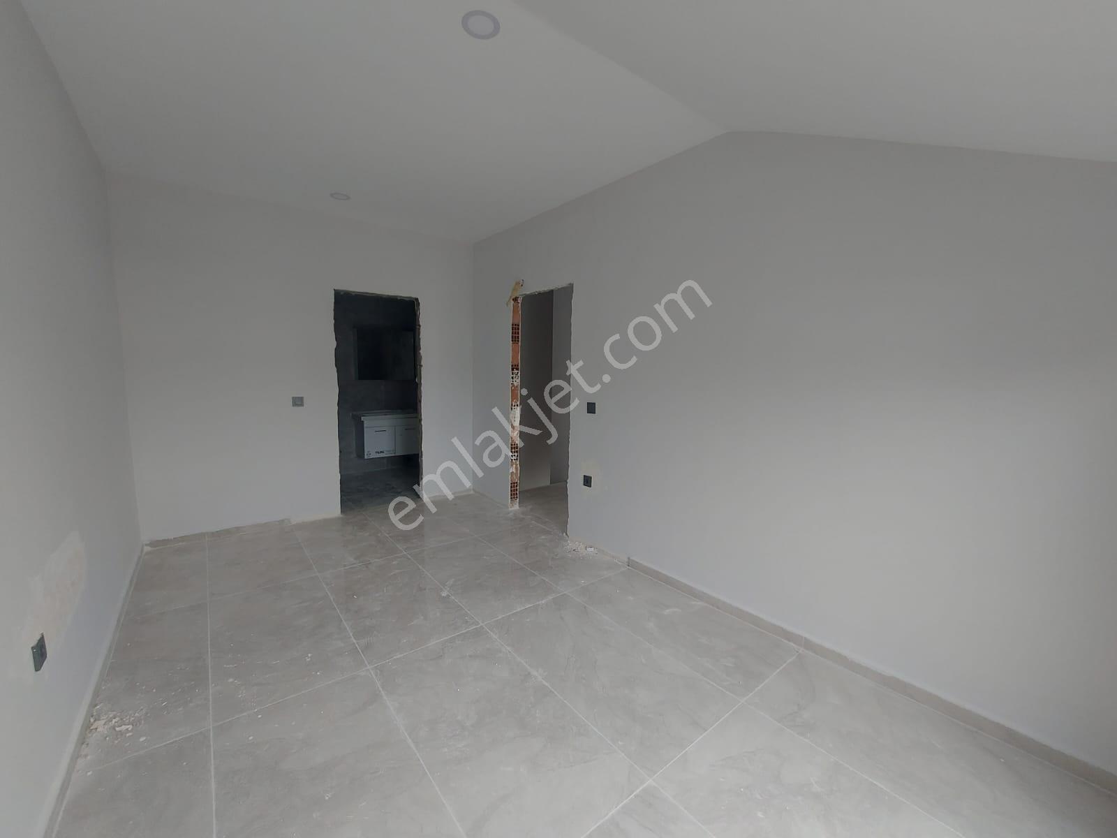 Alanya Okurcular'da Denize Sıfır 2,5+1 Araç Takaslı Daire Acilll - Görsel 32