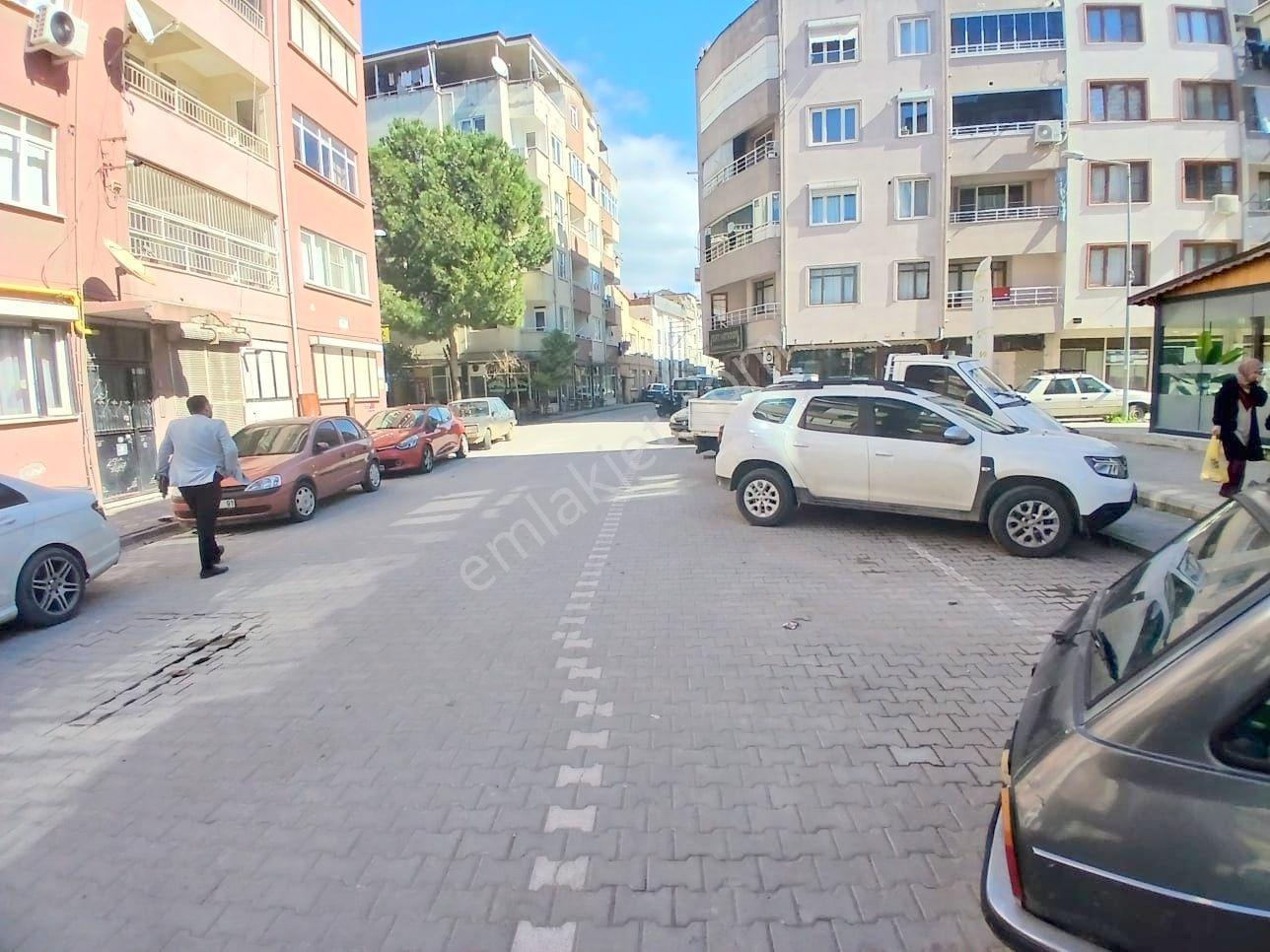 ▇camivasat'ta Merkezi Konumda Ön Cephe Geniş Teraslı 5+1 Dublex - Görsel 28