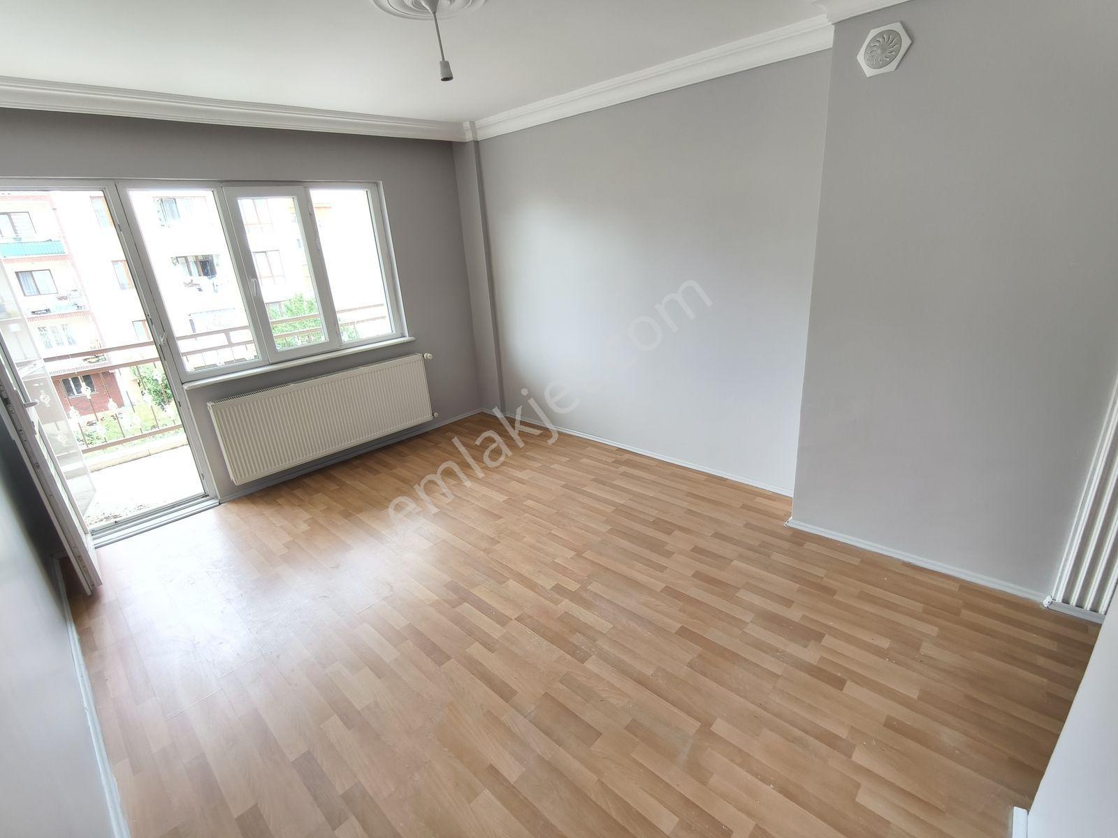 Pera'dan Ali Rıza Efendi Bulvar Üzeri Geniş Kiralık 3+1 Daire - Görsel 23