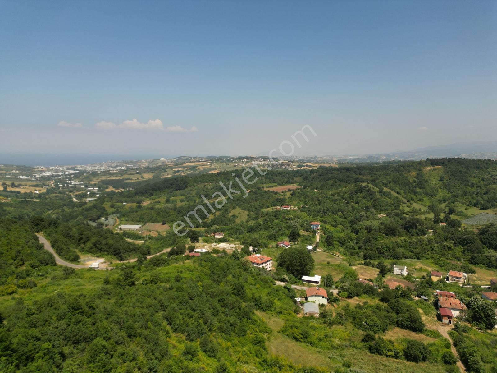 Yalova Çınarcık Ortaburunda Yola Cepheli Tarla - Görsel 18