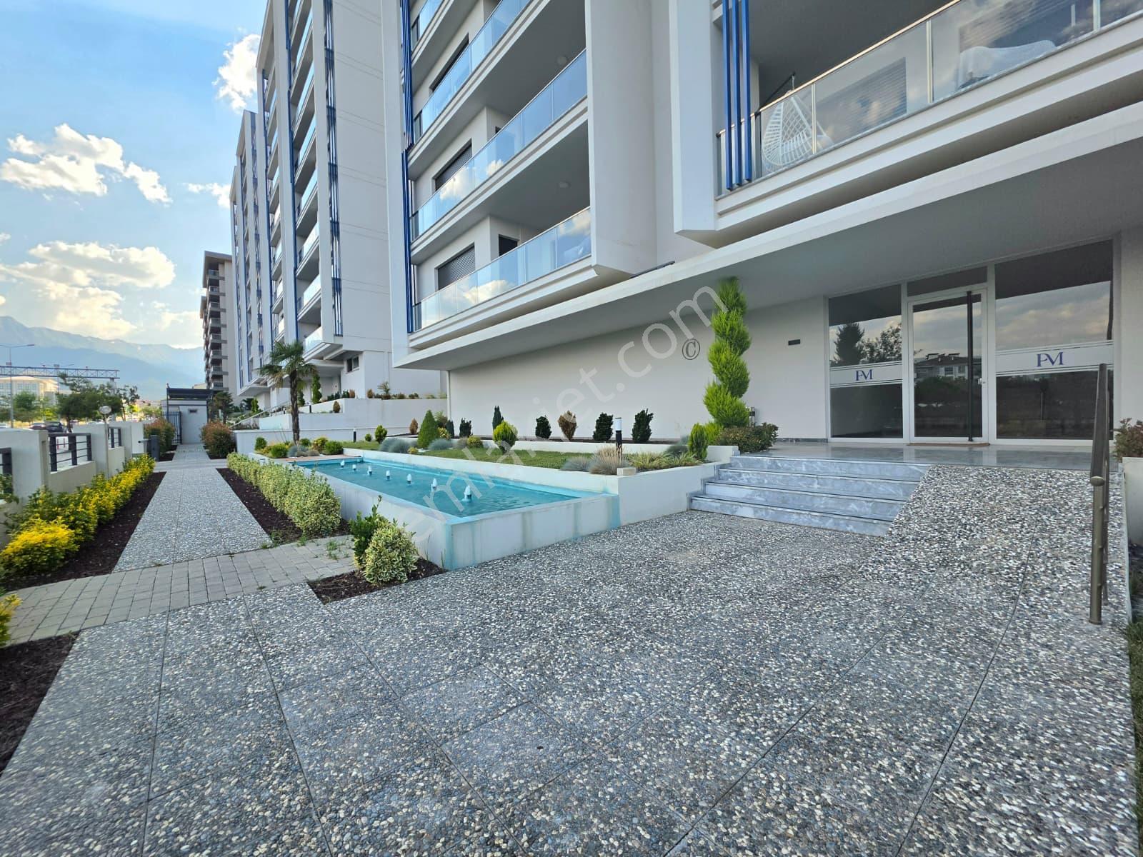 Park Marine'de Doğa Ve Şehir Manzaralı 215 M² Ara Kat 4,5+1 - Görsel 3