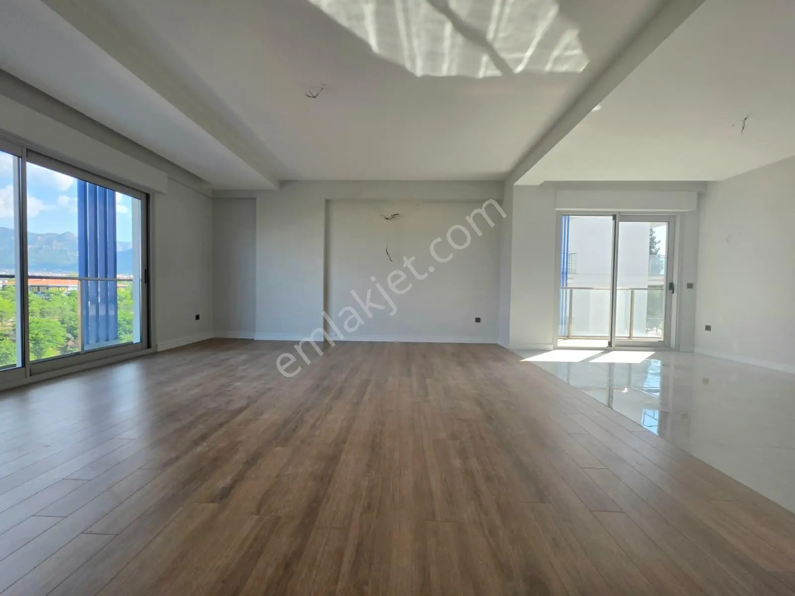 Park Marine'de Doğa Ve Şehir Manzaralı 215 M² Ara Kat 4,5+1 - Görsel 20