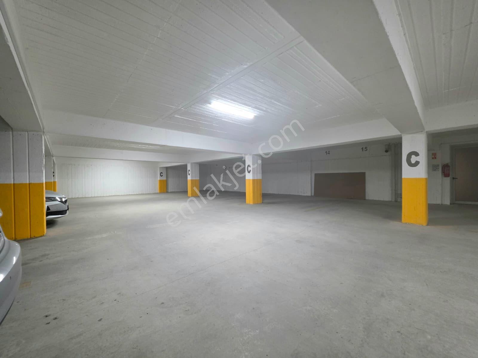 Park Marine'de Doğa Ve Şehir Manzaralı 215 M² Ara Kat 4,5+1 - Görsel 7