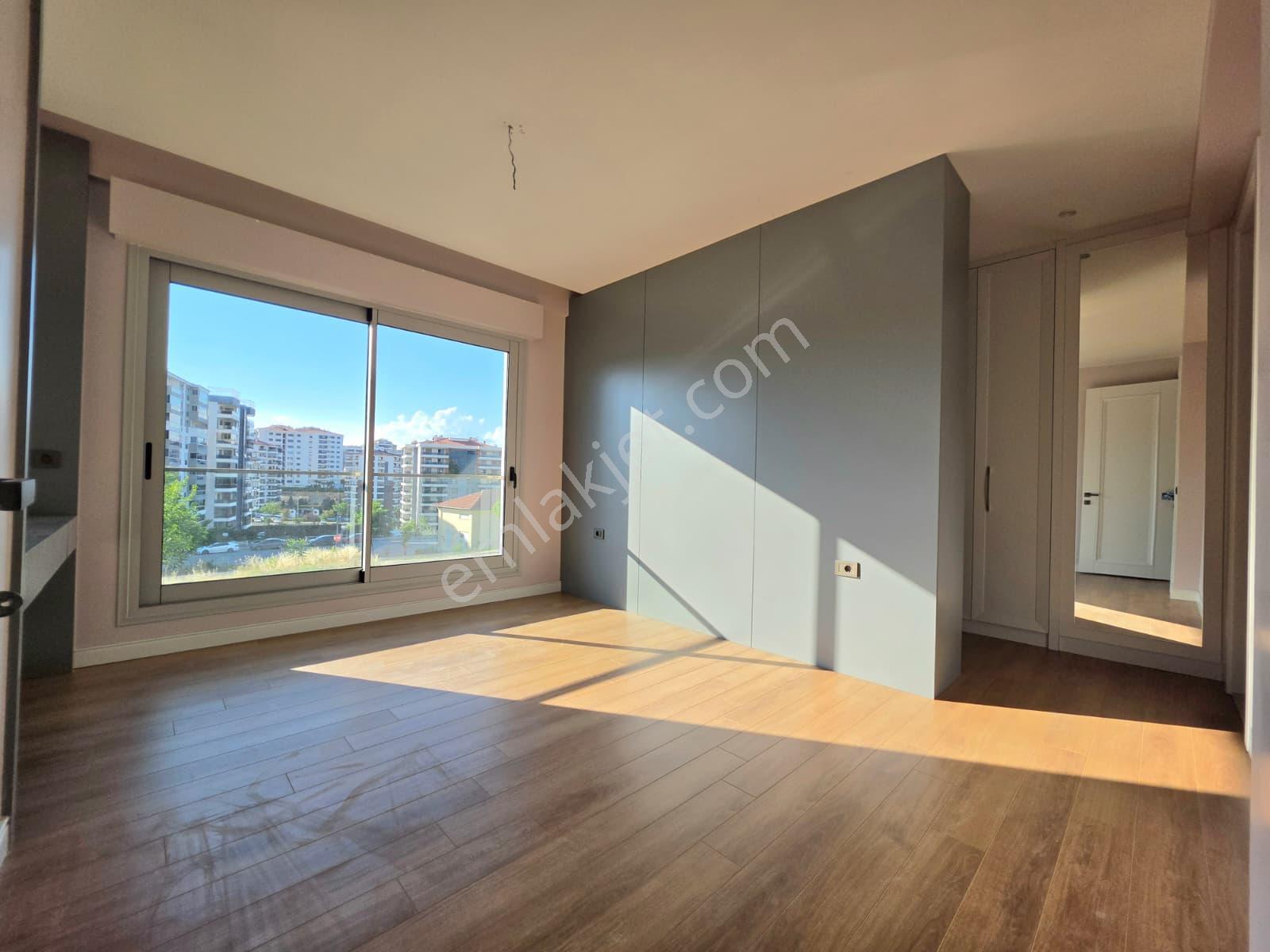 Park Marine'de Doğa Ve Şehir Manzaralı 215 M² Ara Kat 4,5+1 - Görsel 27