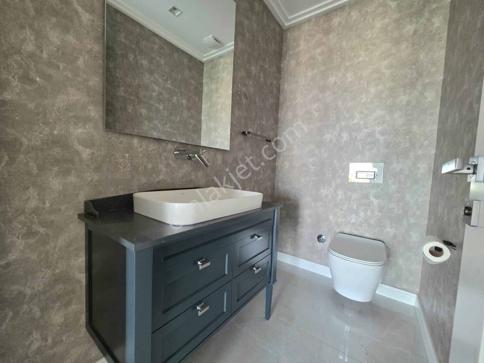 Park Marine'de Doğa Ve Şehir Manzaralı 215 M² Ara Kat 4,5+1 - Görsel 34