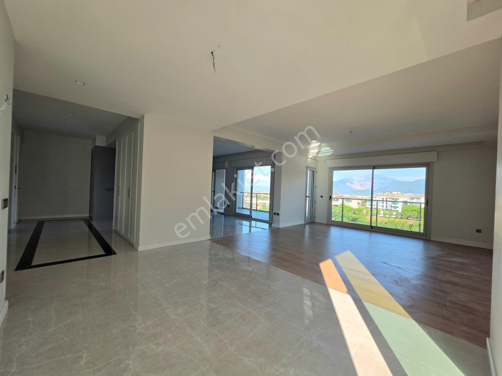 Park Marine'de Doğa Ve Şehir Manzaralı 215 M² Ara Kat 4,5+1 - Görsel 18