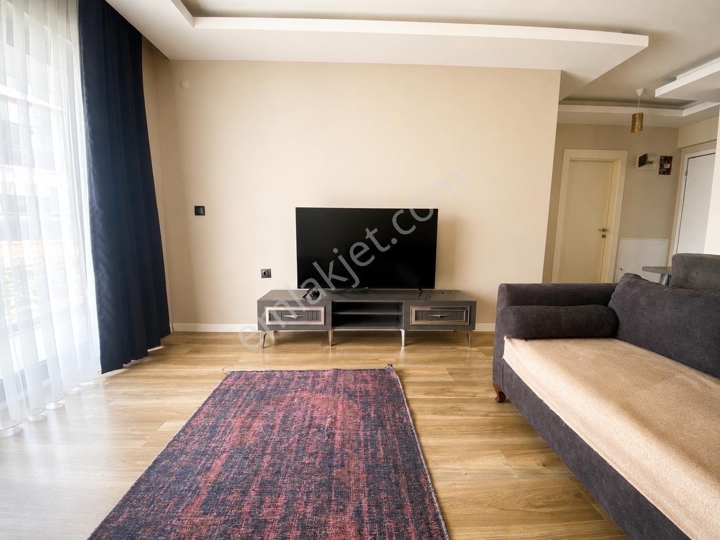 Alaçatı'dan İncek'te Bulvar Yakını 1+1 Eşyalı Kiralık Daire - Görsel 34