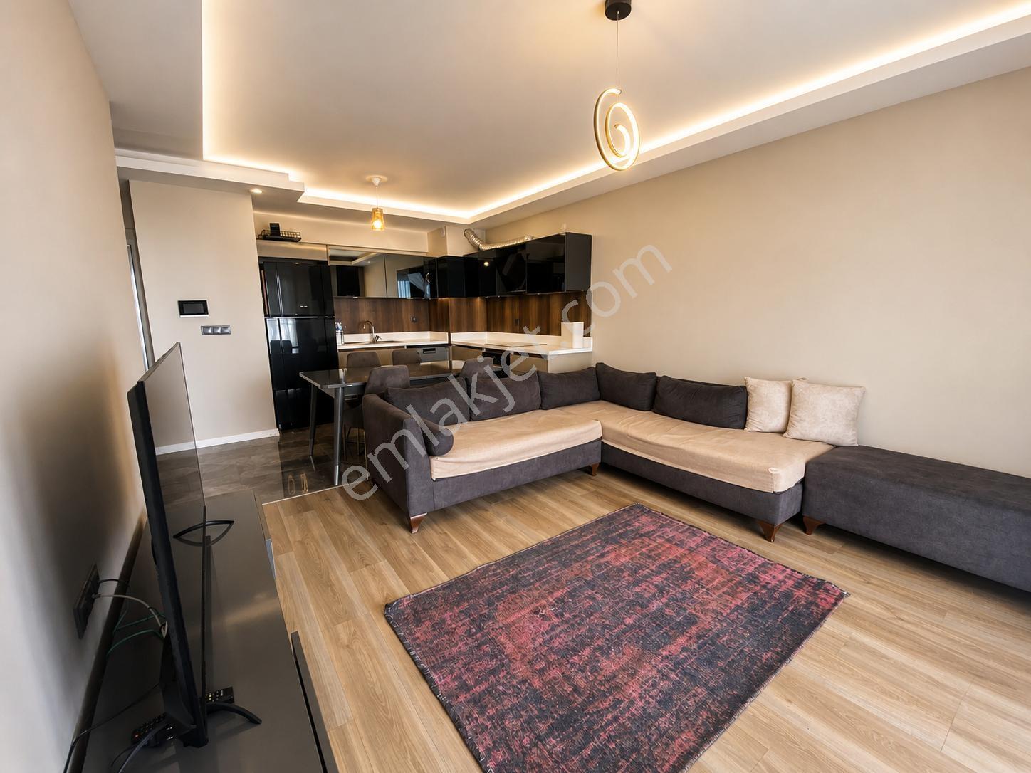 Alaçatı'dan İncek'te Bulvar Yakını 1+1 Eşyalı Kiralık Daire - Görsel 19