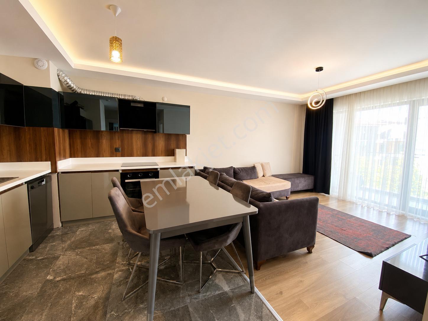 Alaçatı'dan İncek'te Bulvar Yakını 1+1 Eşyalı Kiralık Daire - Görsel 6