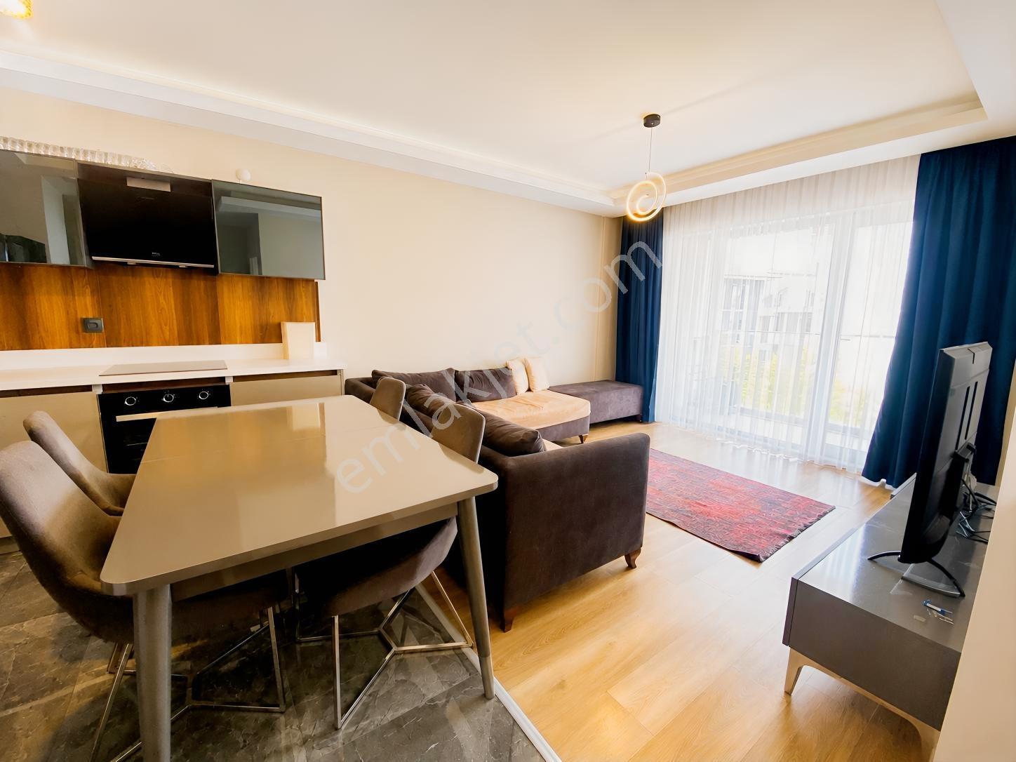 Alaçatı'dan İncek'te Bulvar Yakını 1+1 Eşyalı Kiralık Daire - Görsel 17