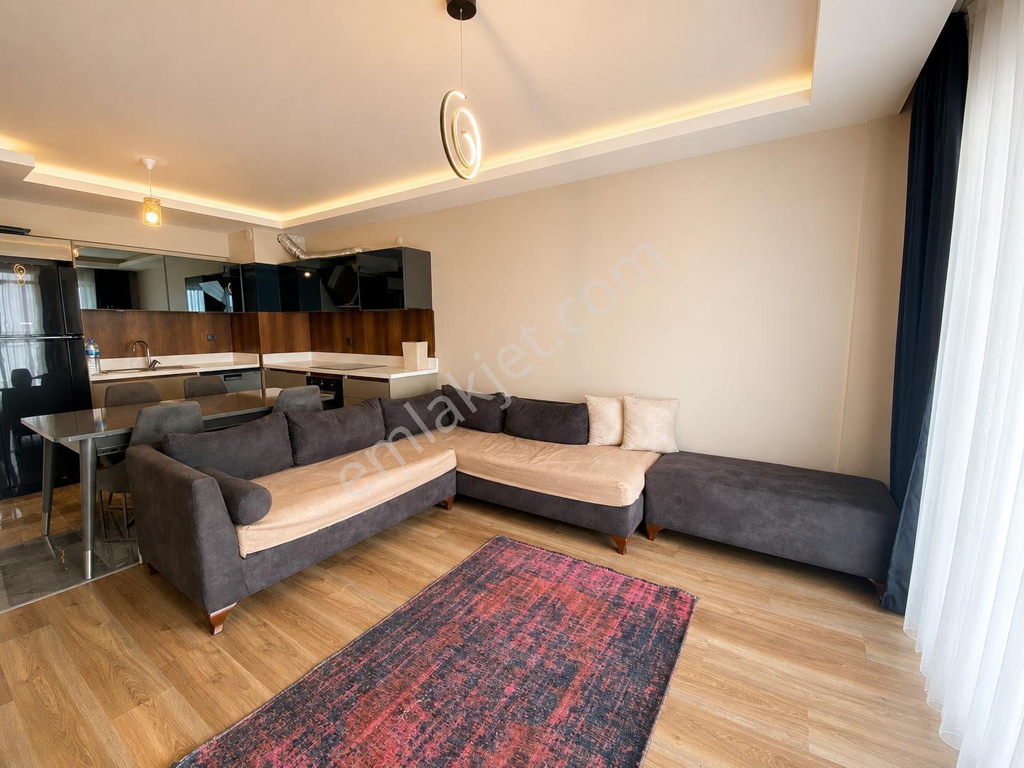 Alaçatı'dan İncek'te Bulvar Yakını 1+1 Eşyalı Kiralık Daire - Görsel 10