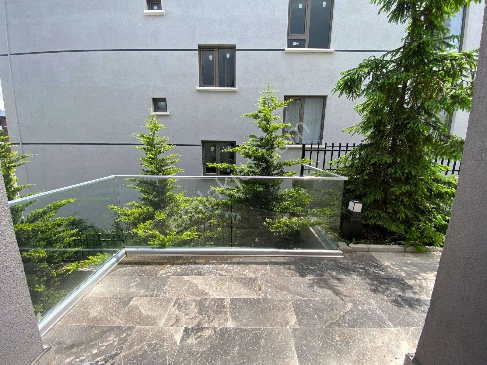 Alaçatı'dan İncek'te Bulvar Yakını 1+1 Eşyalı Kiralık Daire - Görsel 20