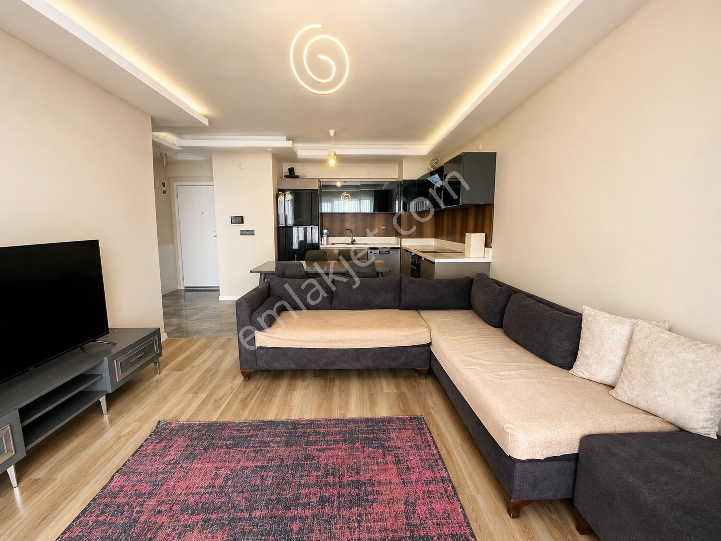 Alaçatı'dan İncek'te Bulvar Yakını 1+1 Eşyalı Kiralık Daire - Görsel 26