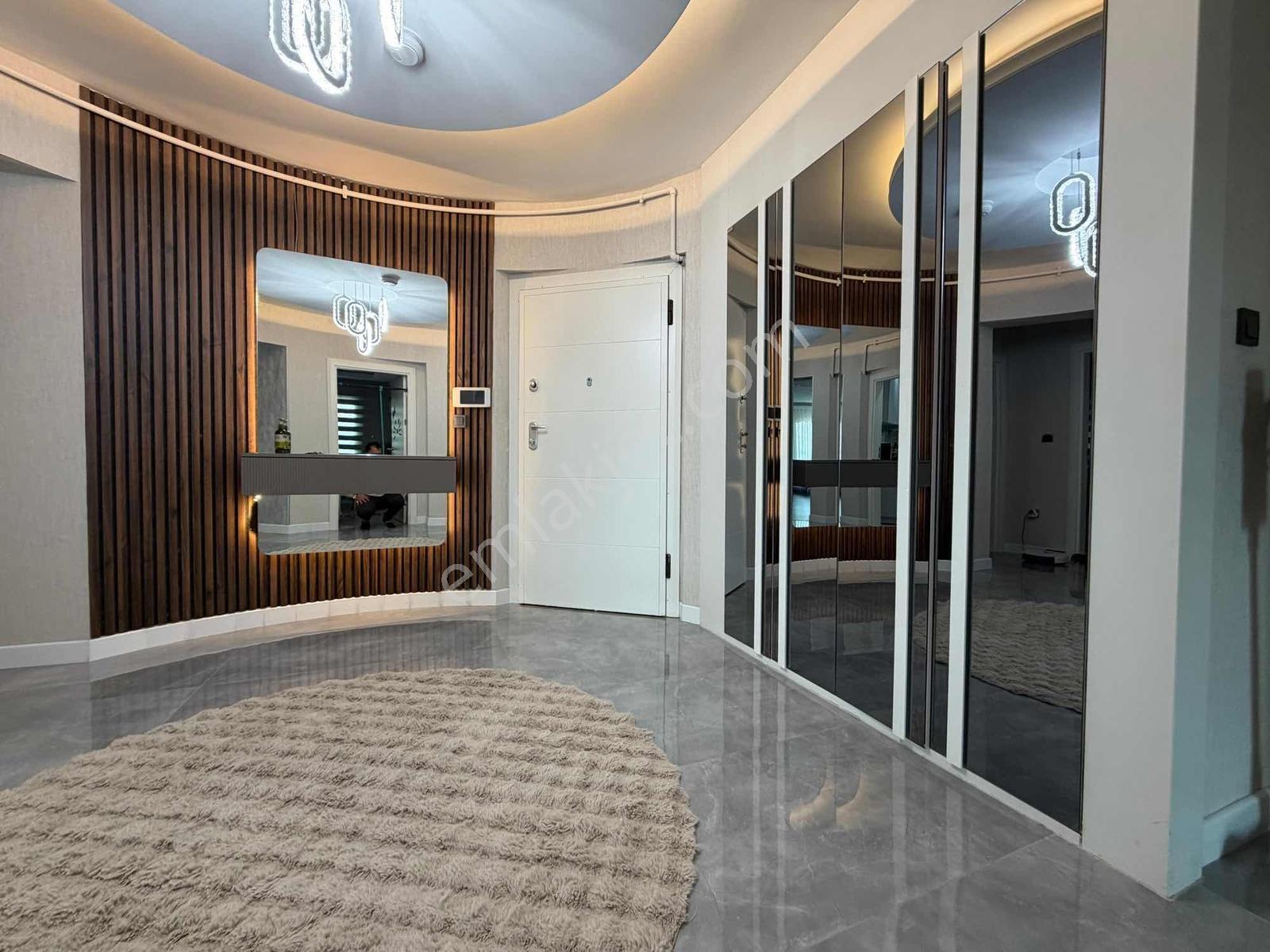 Acil, Turgut Özal, Boztepe Batı Sitesi, 4+1, Full Yapılı - Görsel 33