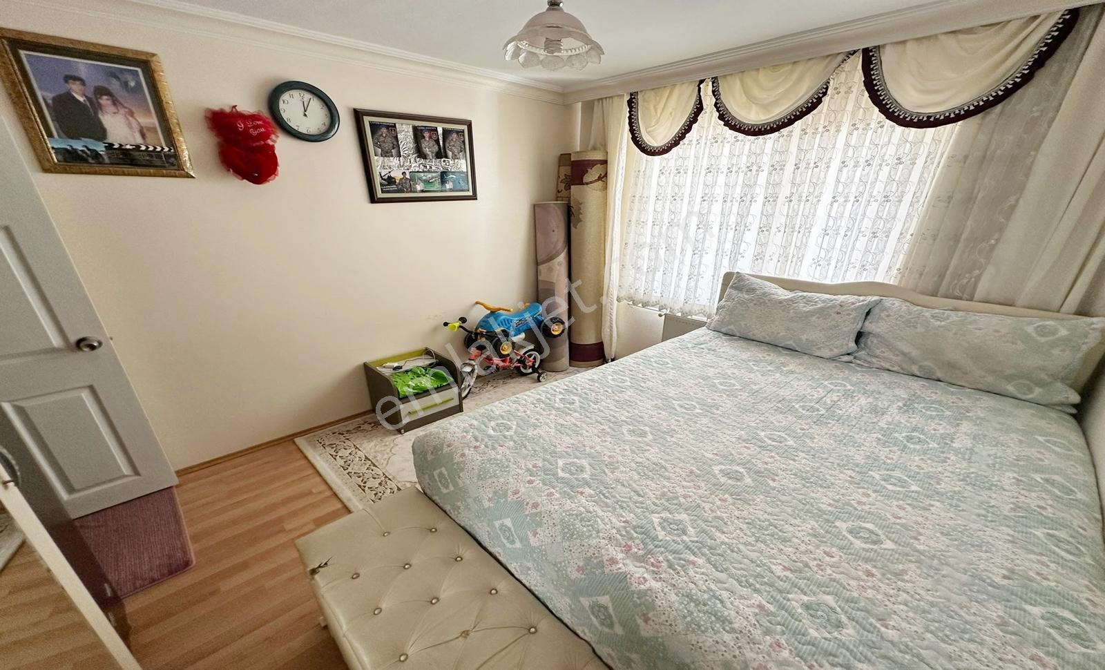 Kanuni'de Asansörlü Ara Kat Cadde Yakını Ön Cephe 3+1 Daire - Görsel 20