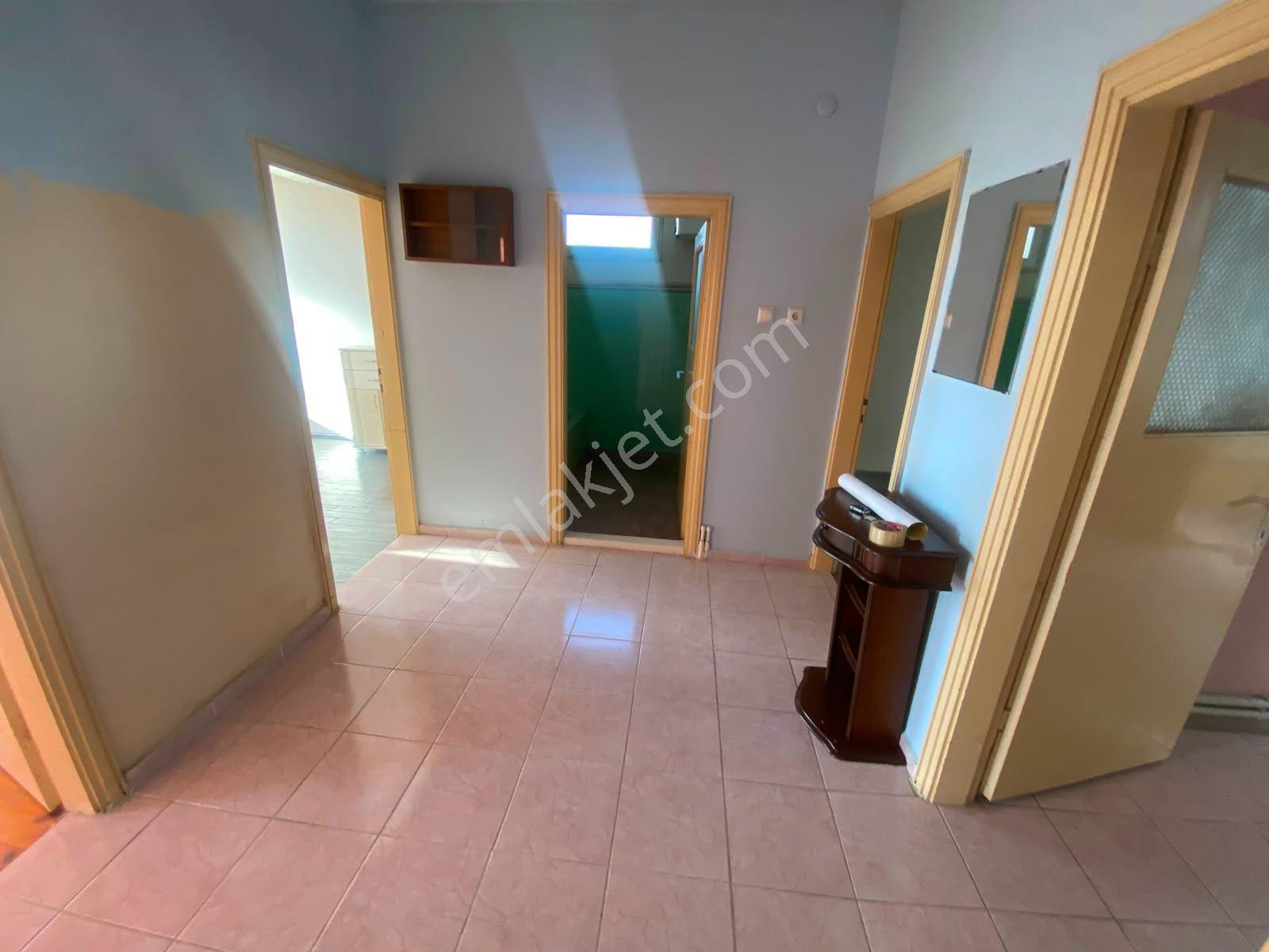 Trabzon Toklu'da Kiralık 2+1 Daire - Görsel 18