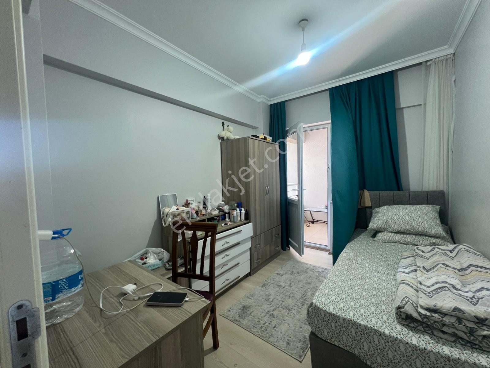 Kemalpaşada Elif Evler Sitesi Kiralık Eşyalı 4+1 Dubleks - Görsel 7