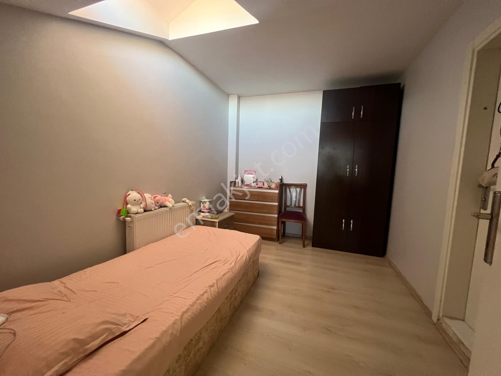 Kemalpaşada Elif Evler Sitesi Kiralık Eşyalı 4+1 Dubleks - Görsel 20