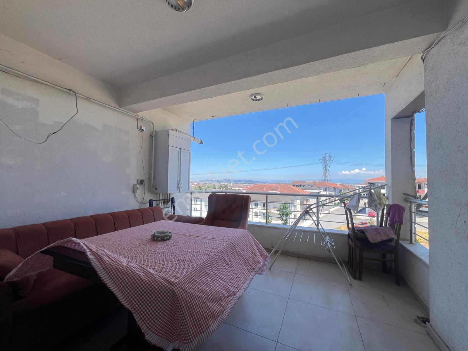 Kemalpaşada Elif Evler Sitesi Kiralık Eşyalı 4+1 Dubleks - Görsel 6