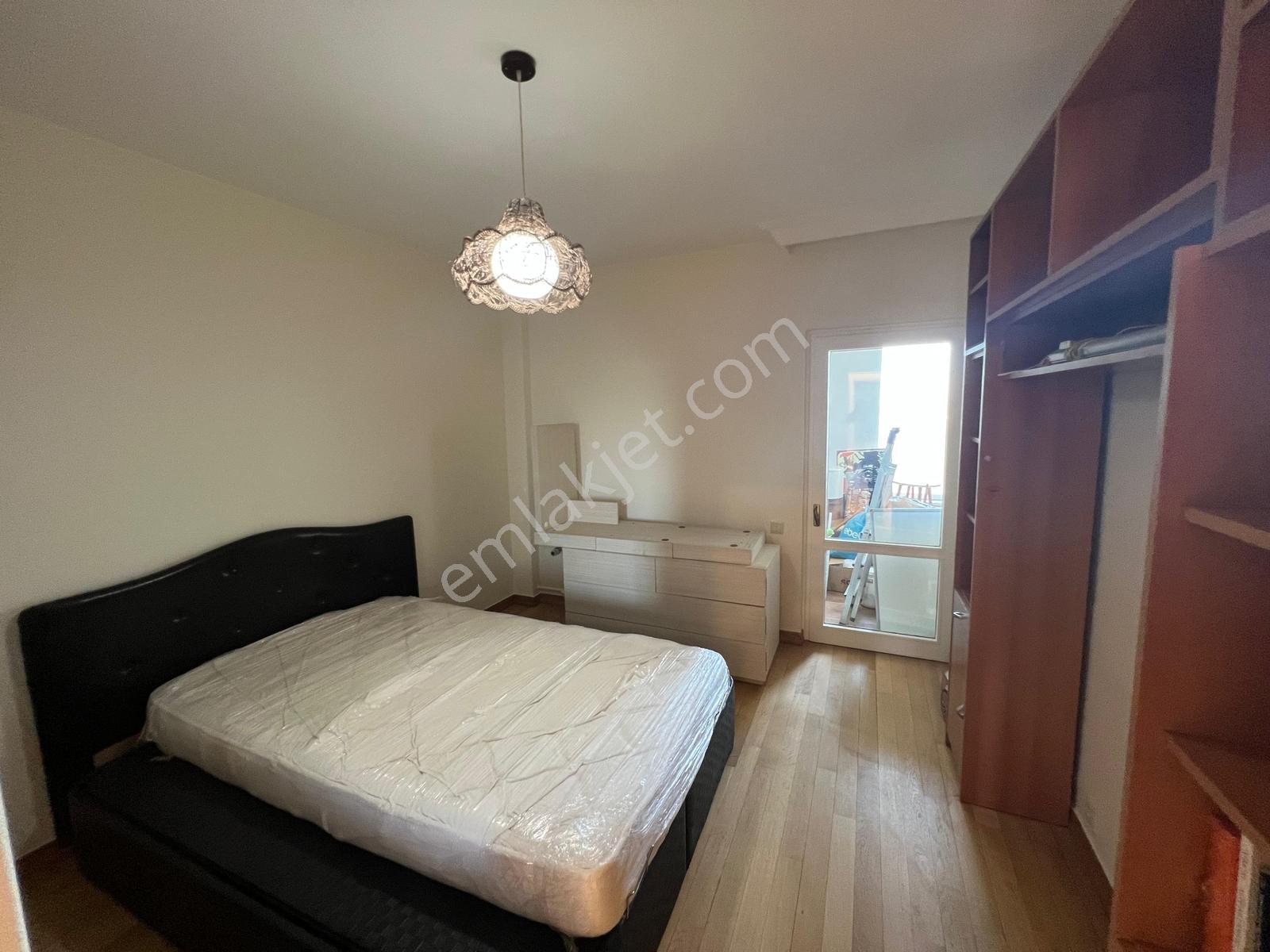 Ataköy Gazi Sitesi Süper Konum 140m2 3+1 Mobilyalı Kiralık Daire - Görsel 24