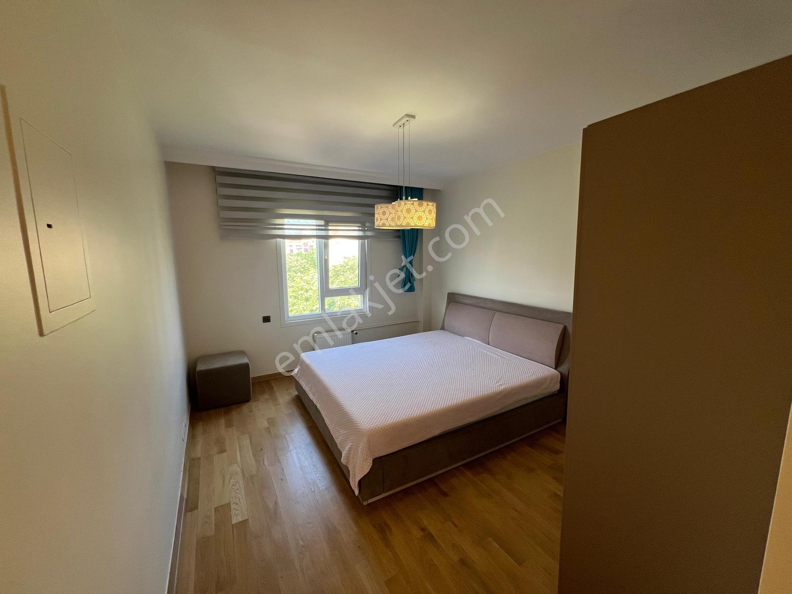 Ataköy Gazi Sitesi Süper Konum 140m2 3+1 Mobilyalı Kiralık Daire - Görsel 16