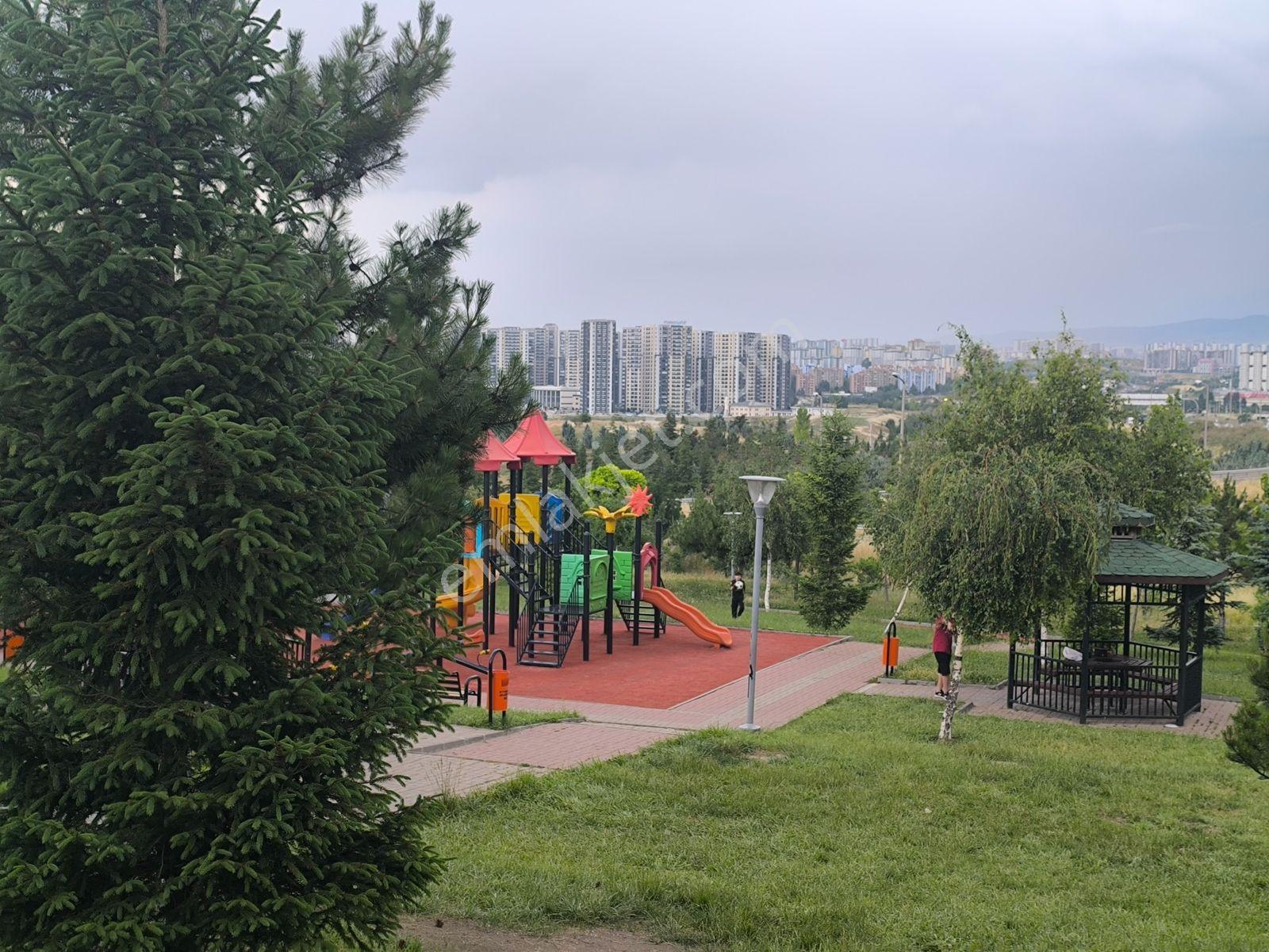 Çift Girişli Lüks 5+1 Dubleks Daire: Kış/yaz Bahçeli, 200m² - Görsel 33