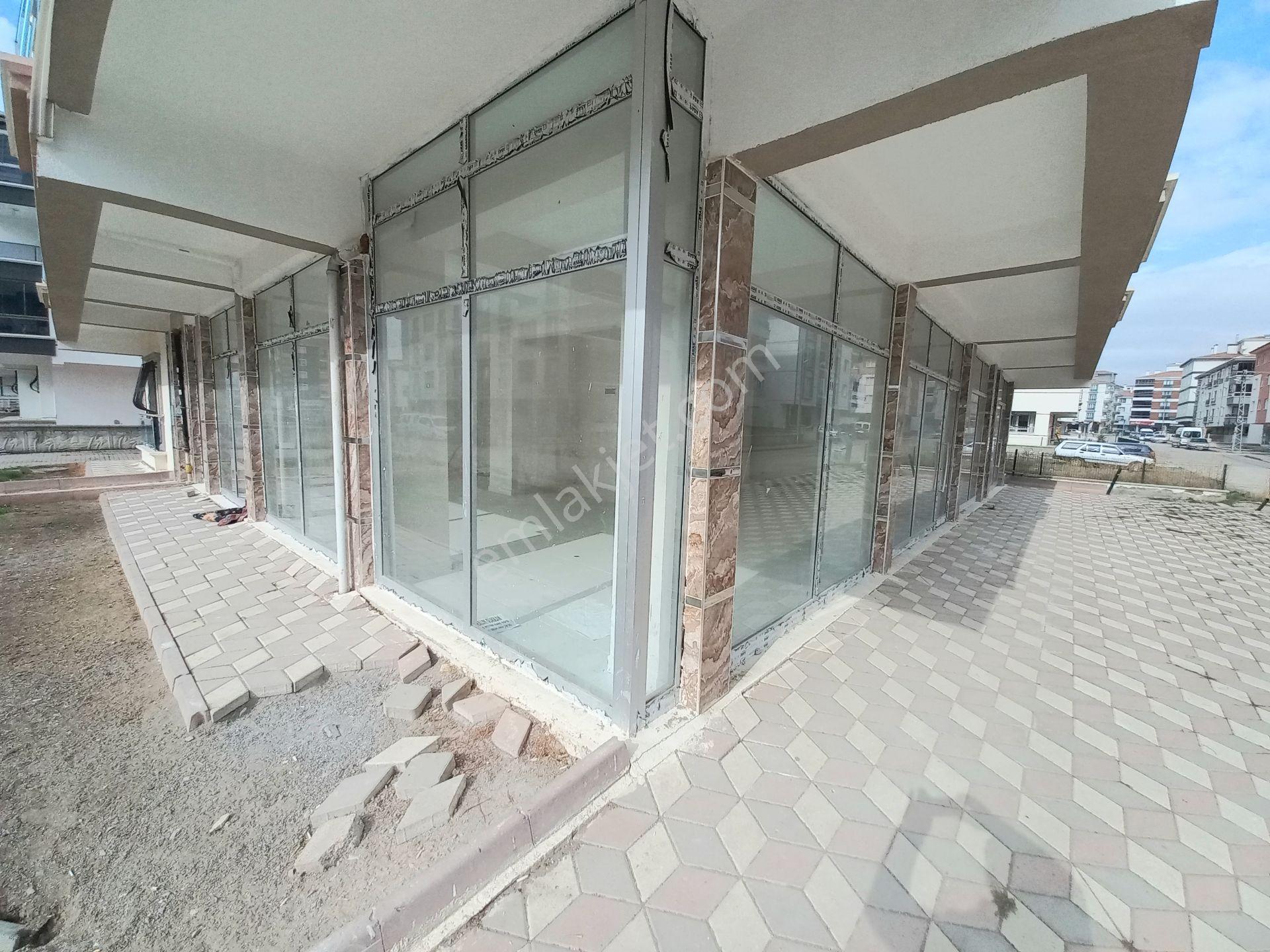 Ankara Sincan Yenikent M. Kemal Mah. 100 M2 Dükkan 70 M2 Depolu - Görsel 22