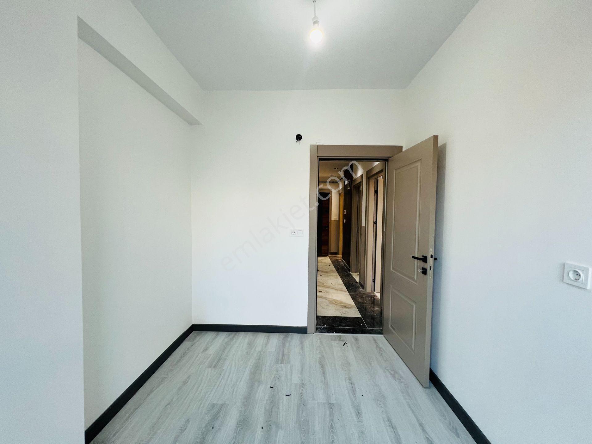 Güven'den Kapaklı'da Caddeye,servislere Yakın Kiralık 2+1 Daire - Görsel 14