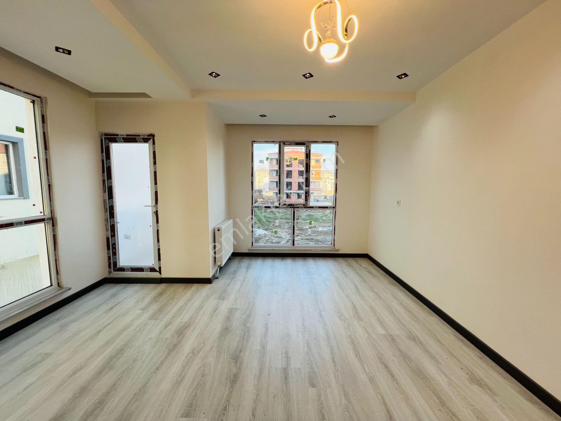 Güven'den Kapaklı'da Caddeye,servislere Yakın Kiralık 2+1 Daire - Görsel 4