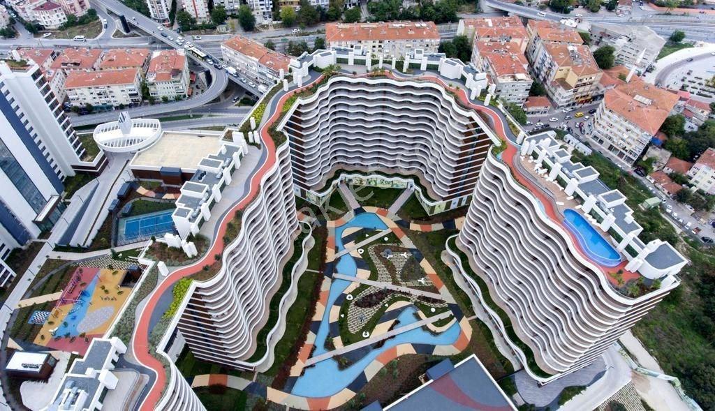 Blue Lake Sitesinde Muhteşem Göl Deniz Manzaralı Eşyalı Lüks 1+1 - Görsel 6