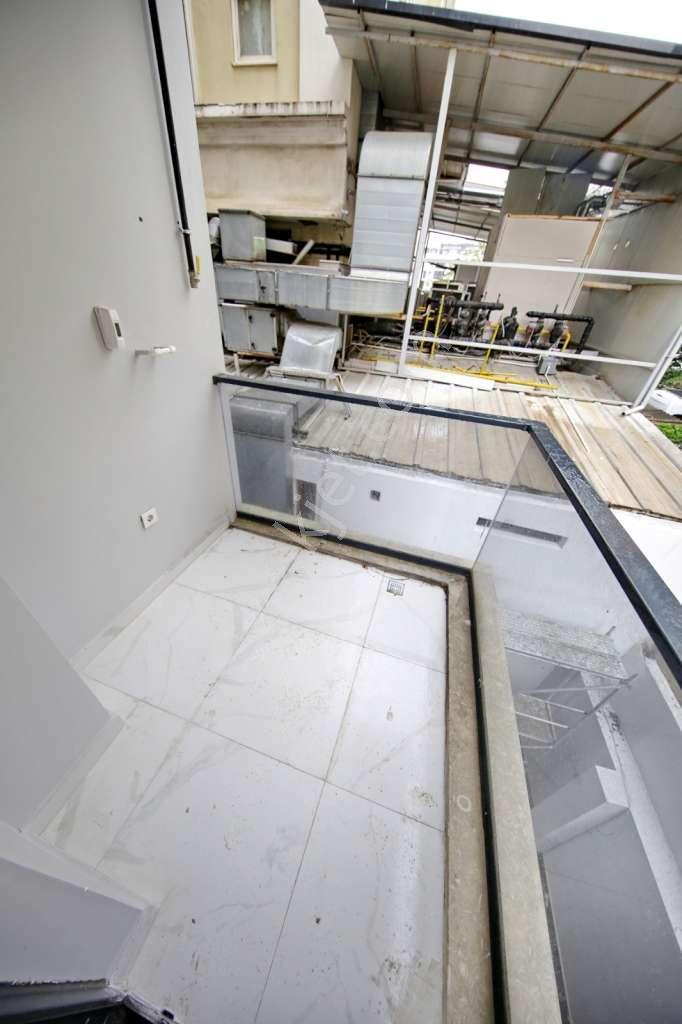 Kaçmaz'dan Altayçeşme'de Bağdat Caddesi Üzerinde Kiralık 2+1 - Görsel 5