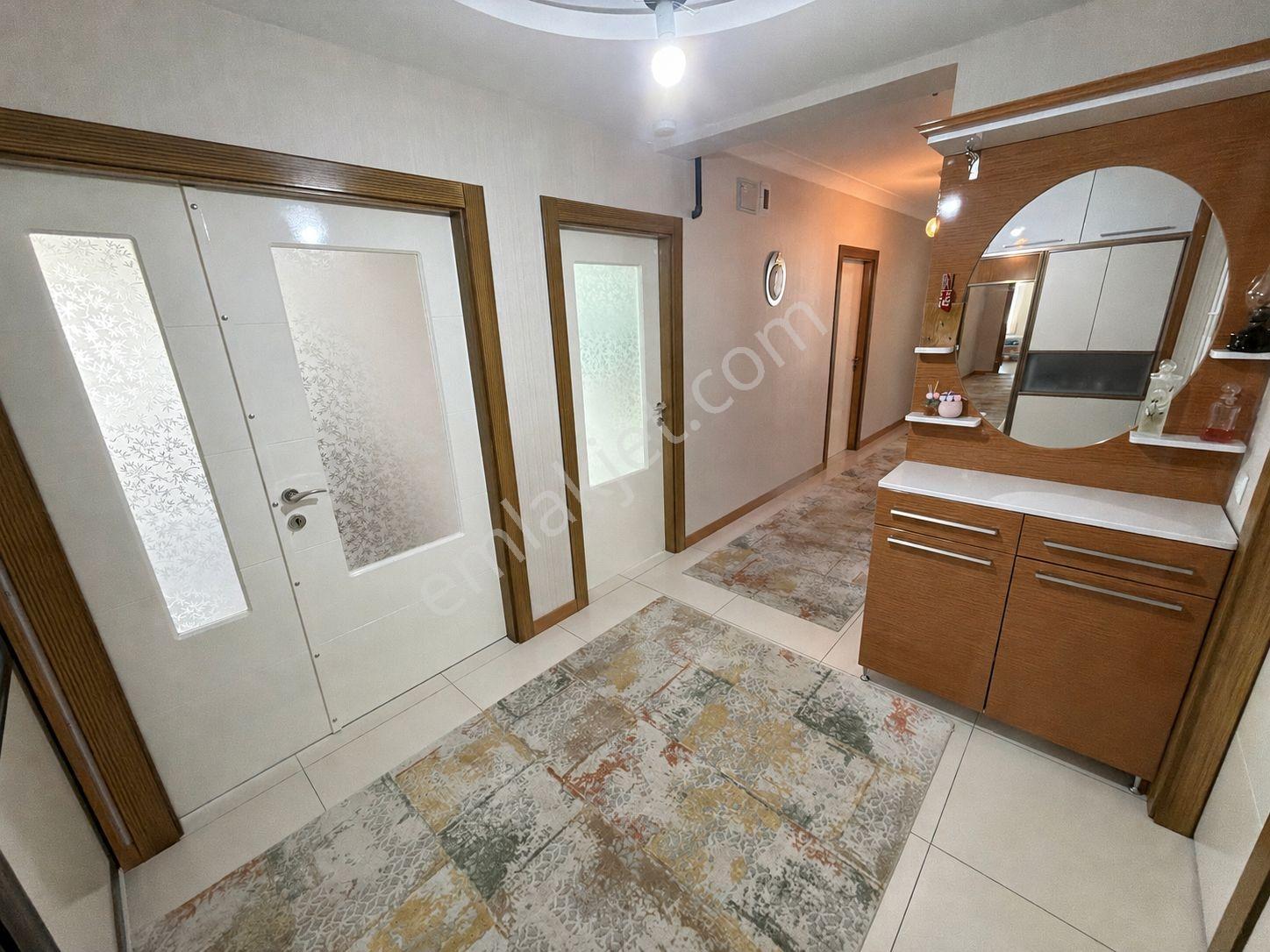 Pursaklar Saray'da Yeşilöz Sitesi'nde Öncephe Masrafsız 3+1daire - Görsel 30