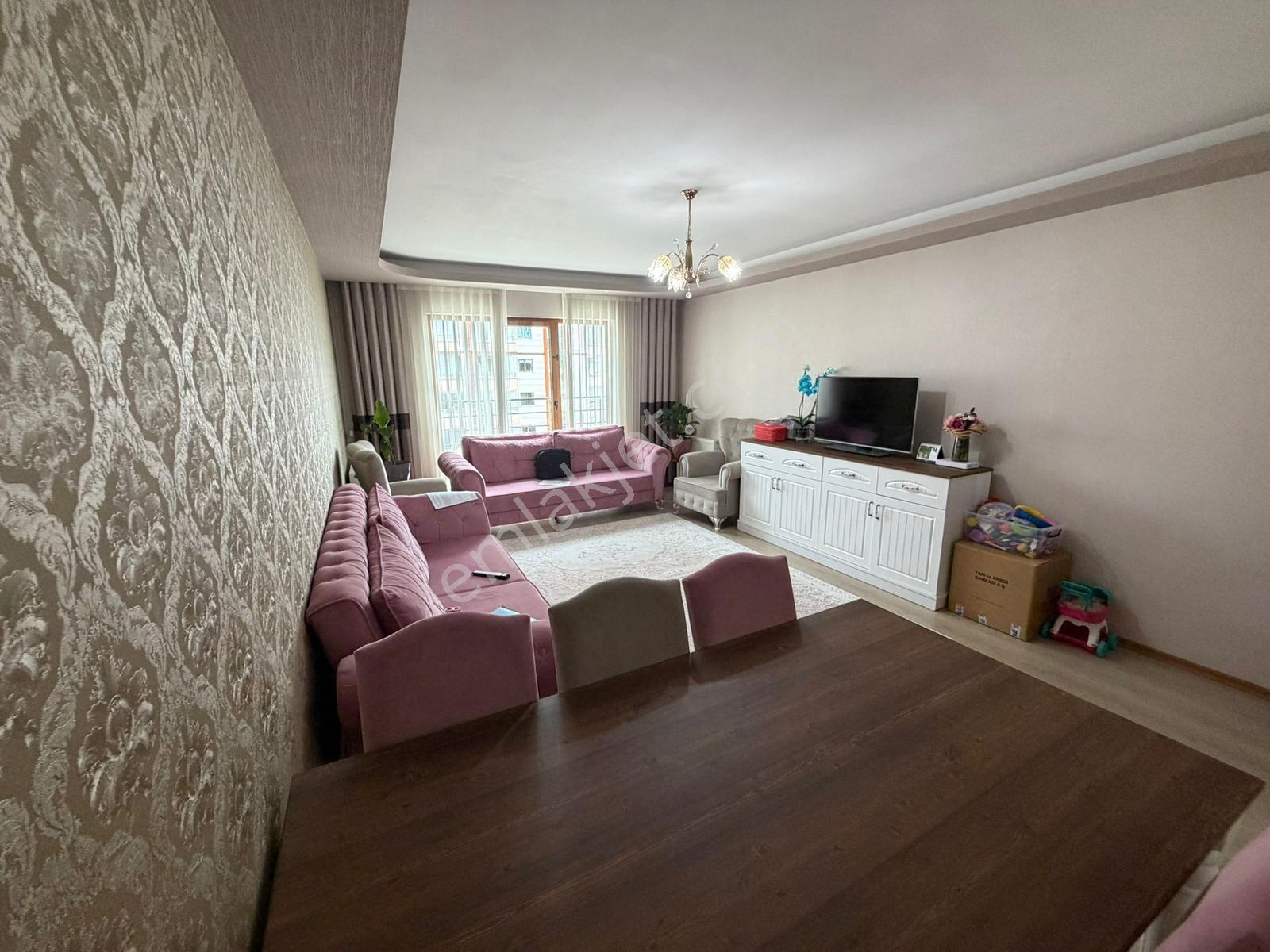 Pursaklar Saray'da Yeşilöz Sitesi'nde Öncephe Masrafsız 3+1daire - Görsel 44