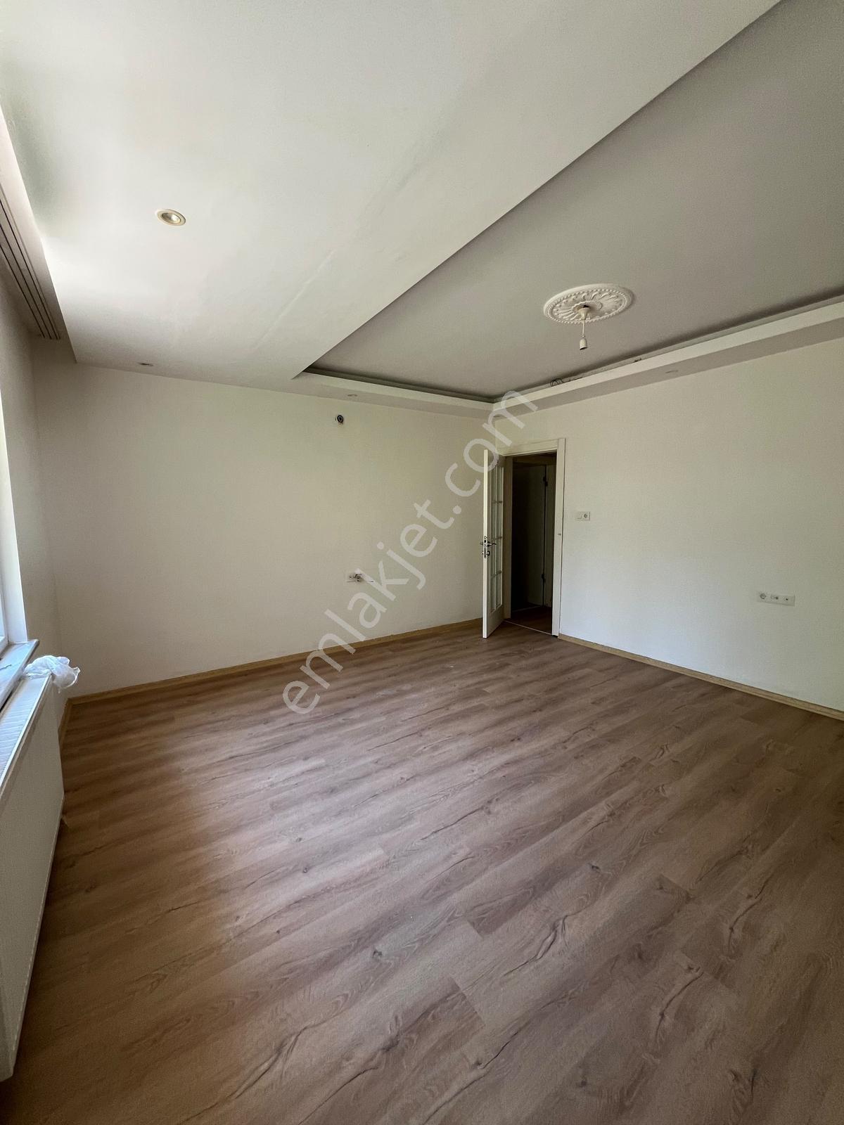 Ergünlerden Narin Caddesinde 3+1 160m2 Balkonlu Kiralık Daire - Görsel 16