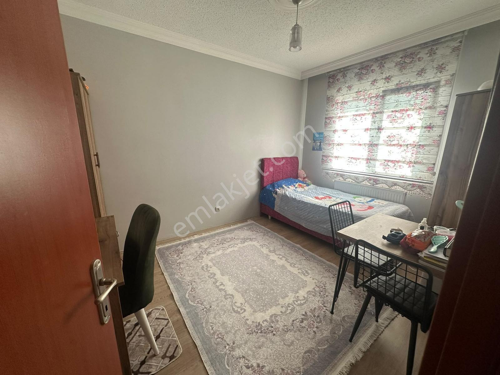 Korucuk İdeal Kent Sitesinde Satılık Bakımlı Asansörlü Daire - Görsel 5