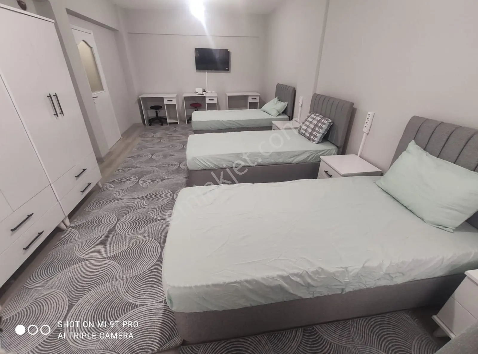 Serdivan Mavi Durakta Depozitosuz Bayanlara Özel Kiralık Apart - Görsel 3