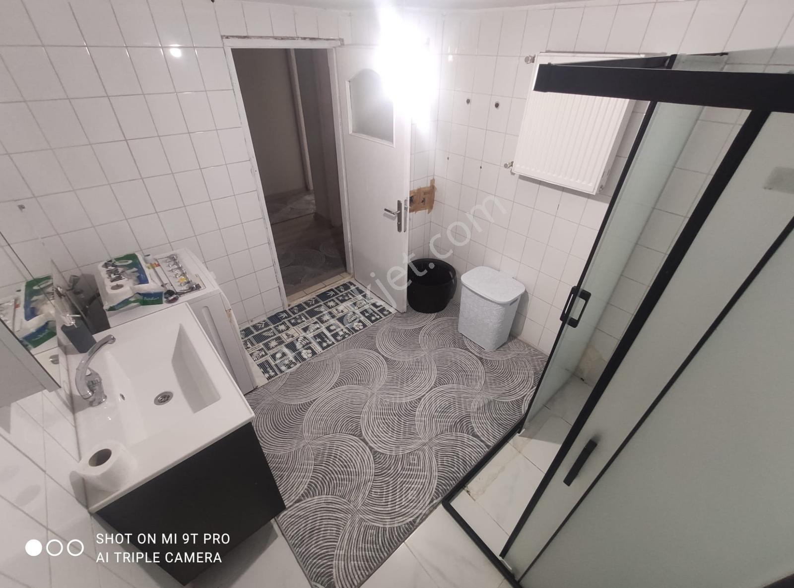 Serdivan Mavi Durakta Depozitosuz Bayanlara Özel Kiralık Apart - Görsel 13