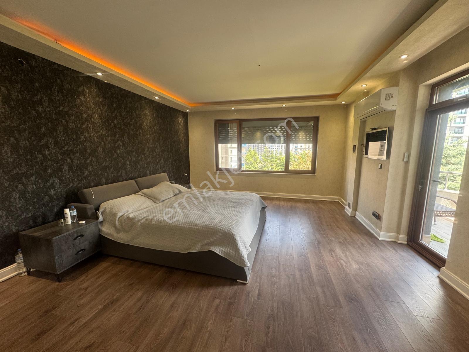Cb Exper Den Bağlıca Sitede Geniş Bahçe Full Yapılı 6+2 Villa - Görsel 31