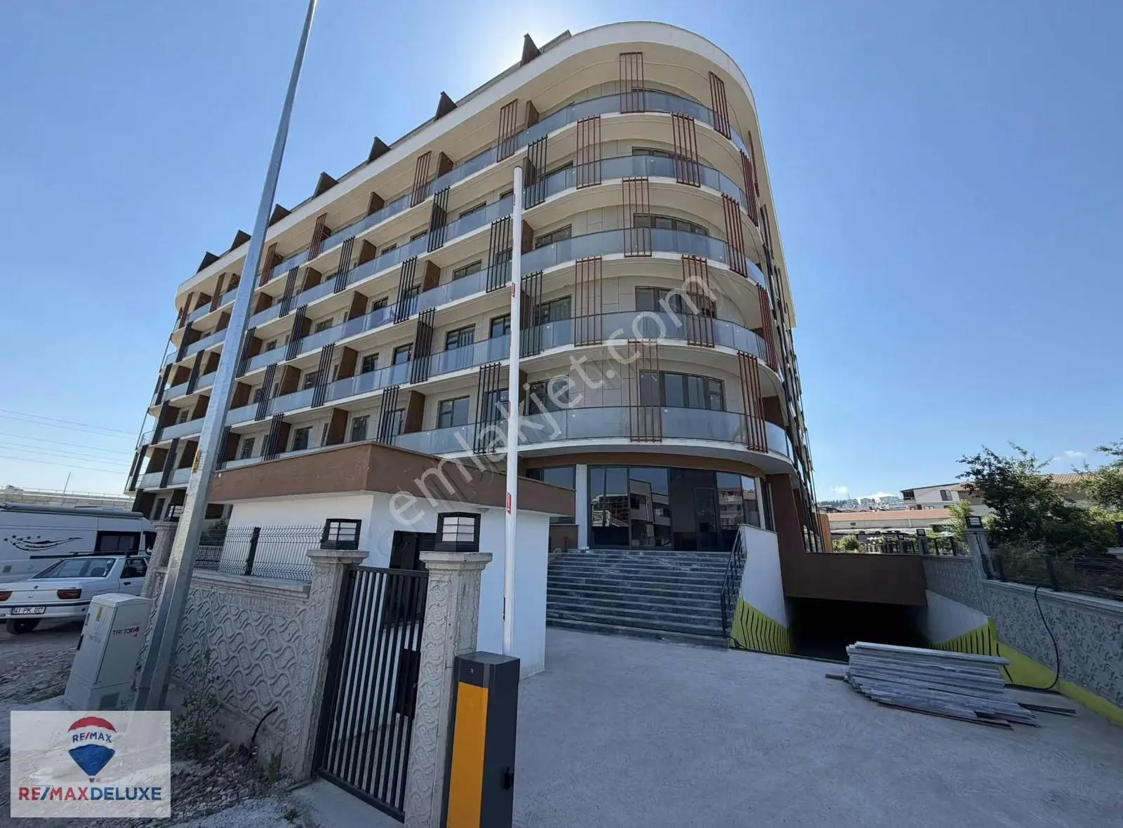 Yeşilova Truva Residence'da Özel 1+1 Daire - Görsel 3